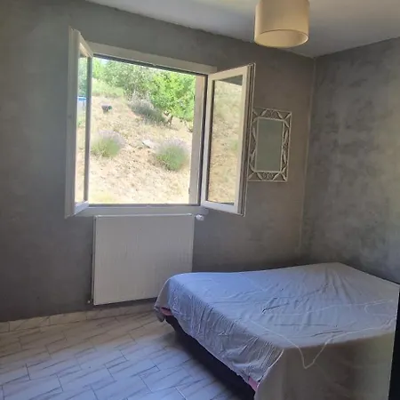 בית נופש Grande Maison - Clara
