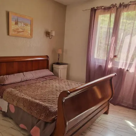 Grande Maison - * Clara
